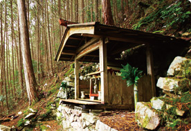 貝原稲荷神社（かいばらいなりじんじゃ）